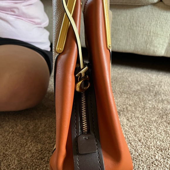 Coach bag - Picture 2 of 3